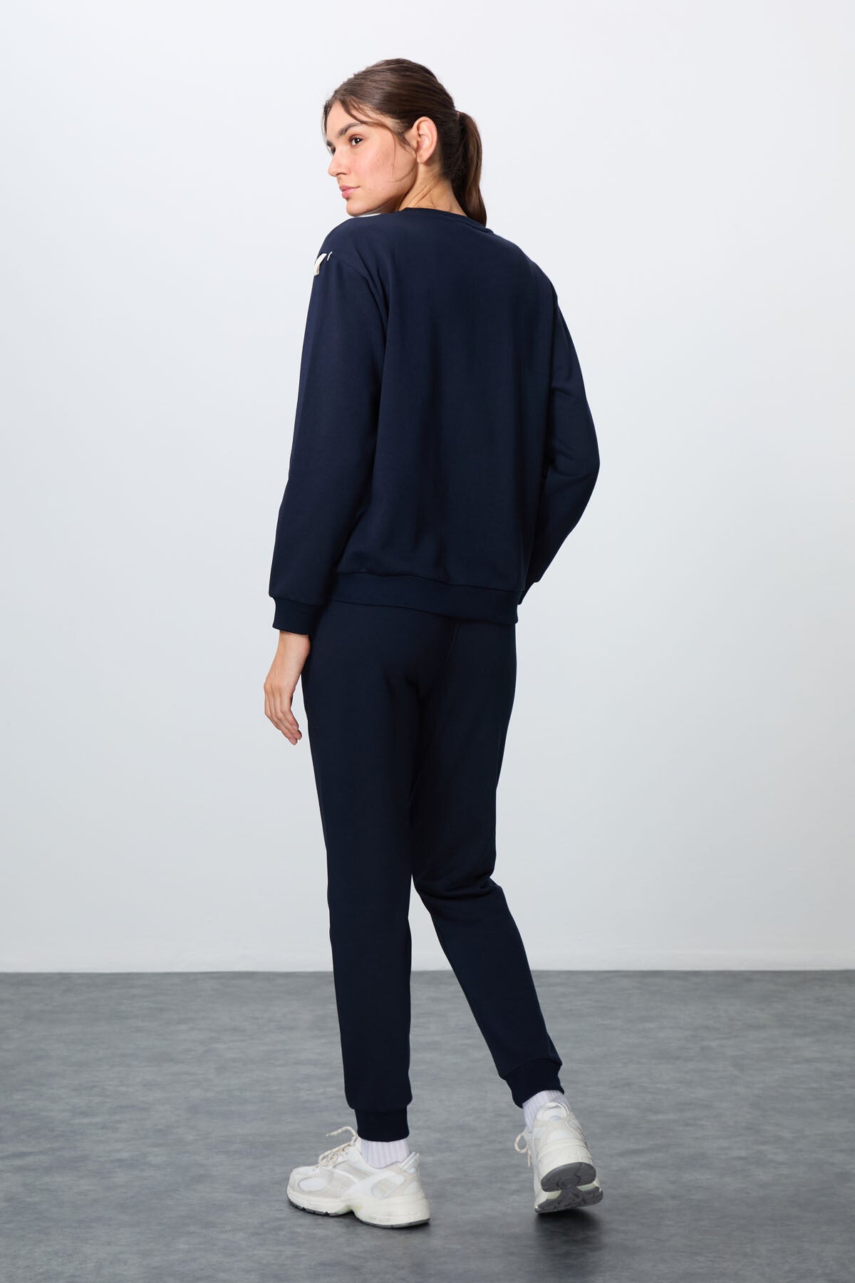 Indigo Compact Cotton Thick Smooth Textured O Collar Oversize Fit Women's Tracksuit Set - 95341