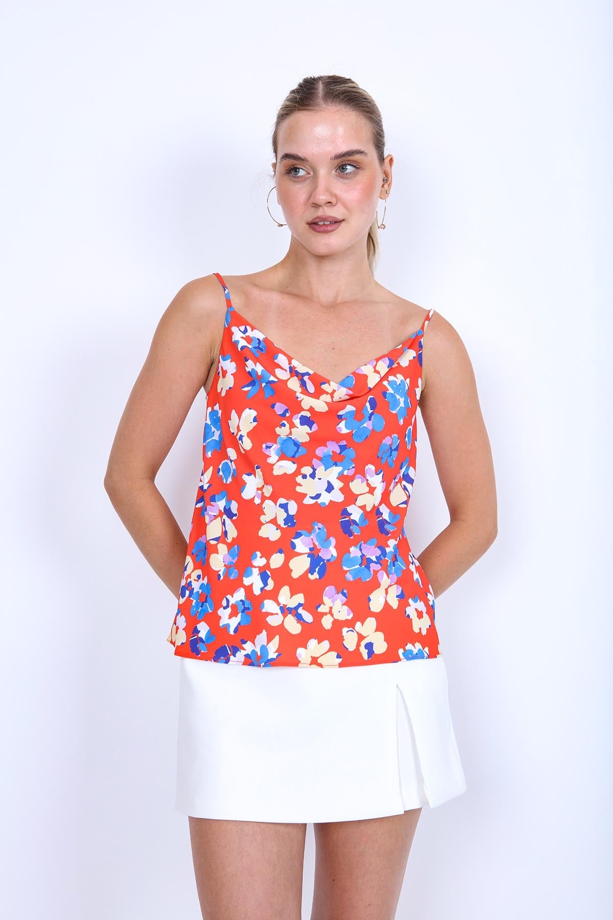 FLORAL BLOUSE