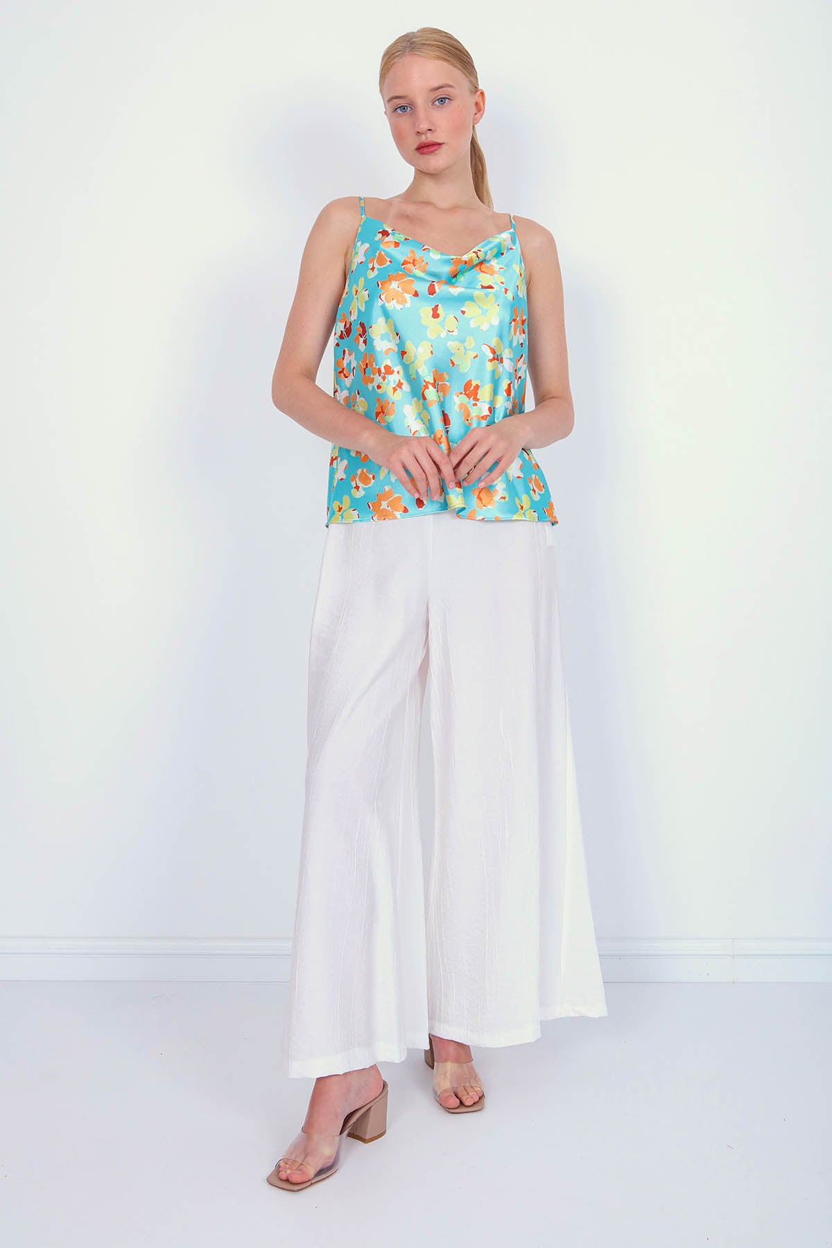 FLORAL BLOUSE