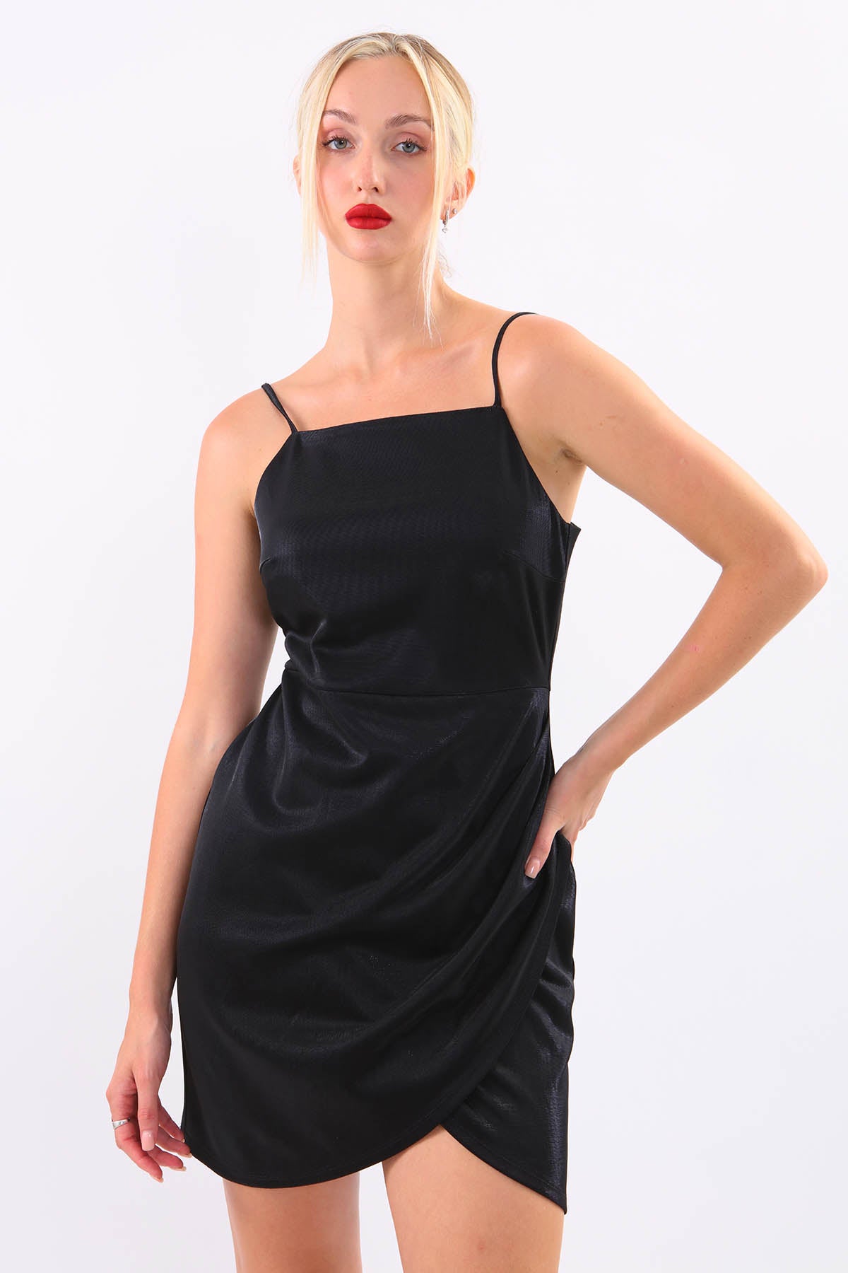 BRIGHT SATIN DRESS WITH STRING STRAPS