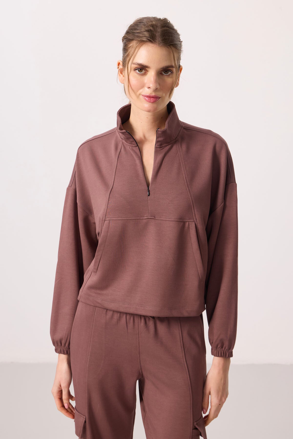 Brown Soft Textured Stand Collar Hidden Zipper Oversize Women's Tracksuit Set - 95351
