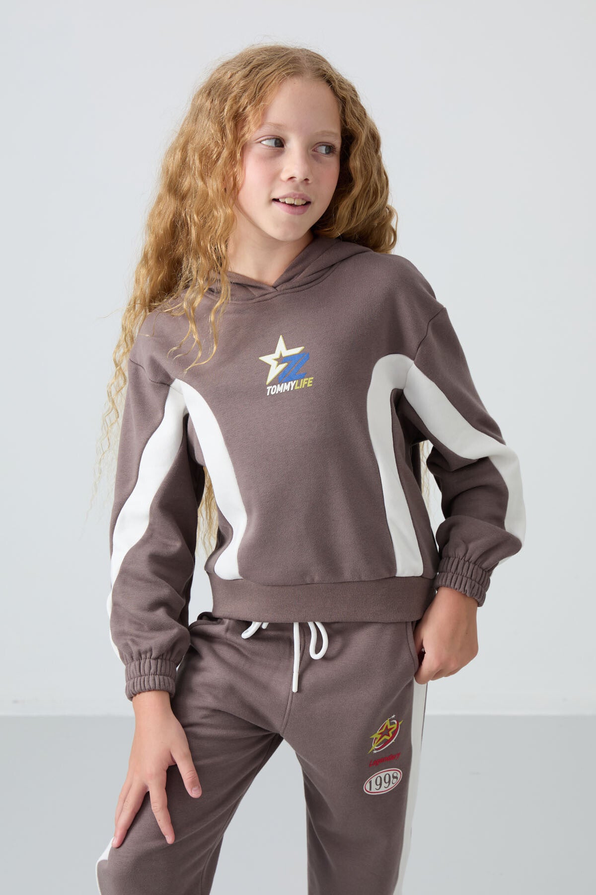 Brown Cotton Fleece-Lined Soft Textured Standard Fit Printed Girls' Tracksuit Set - 75166