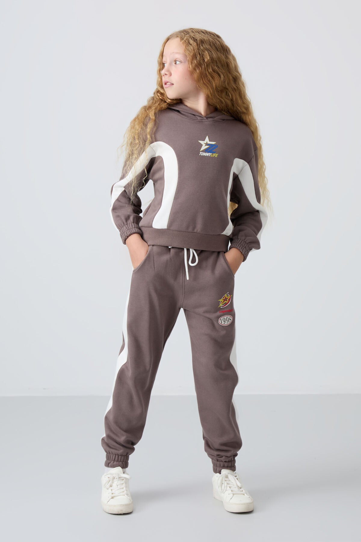 Brown Cotton Fleece-Lined Soft Textured Standard Fit Printed Girls' Tracksuit Set - 75166