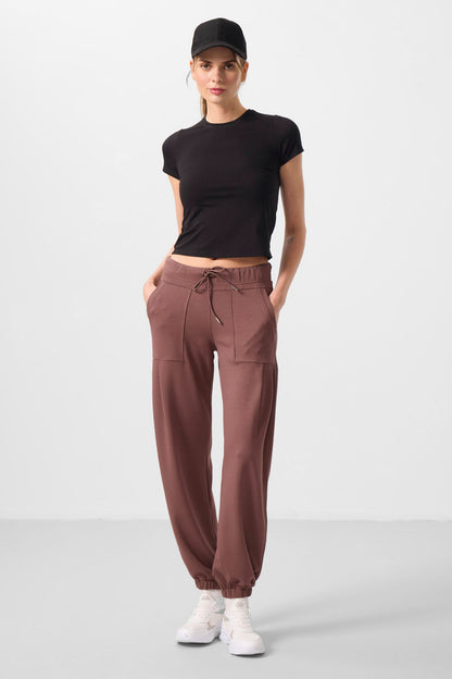 Brown Soft Textured Pocket Detailed Comfortable Fit Women's Trousers - 94672