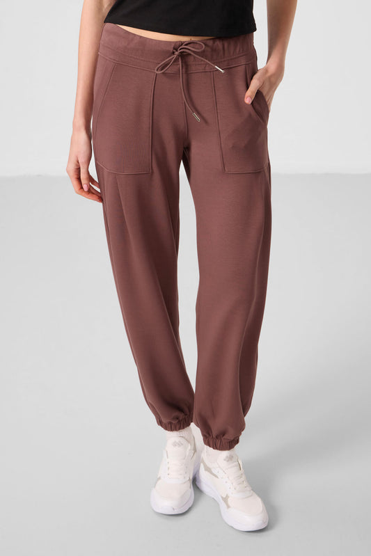 Brown Soft Textured Pocket Detailed Comfortable Fit Women's Trousers - 94672