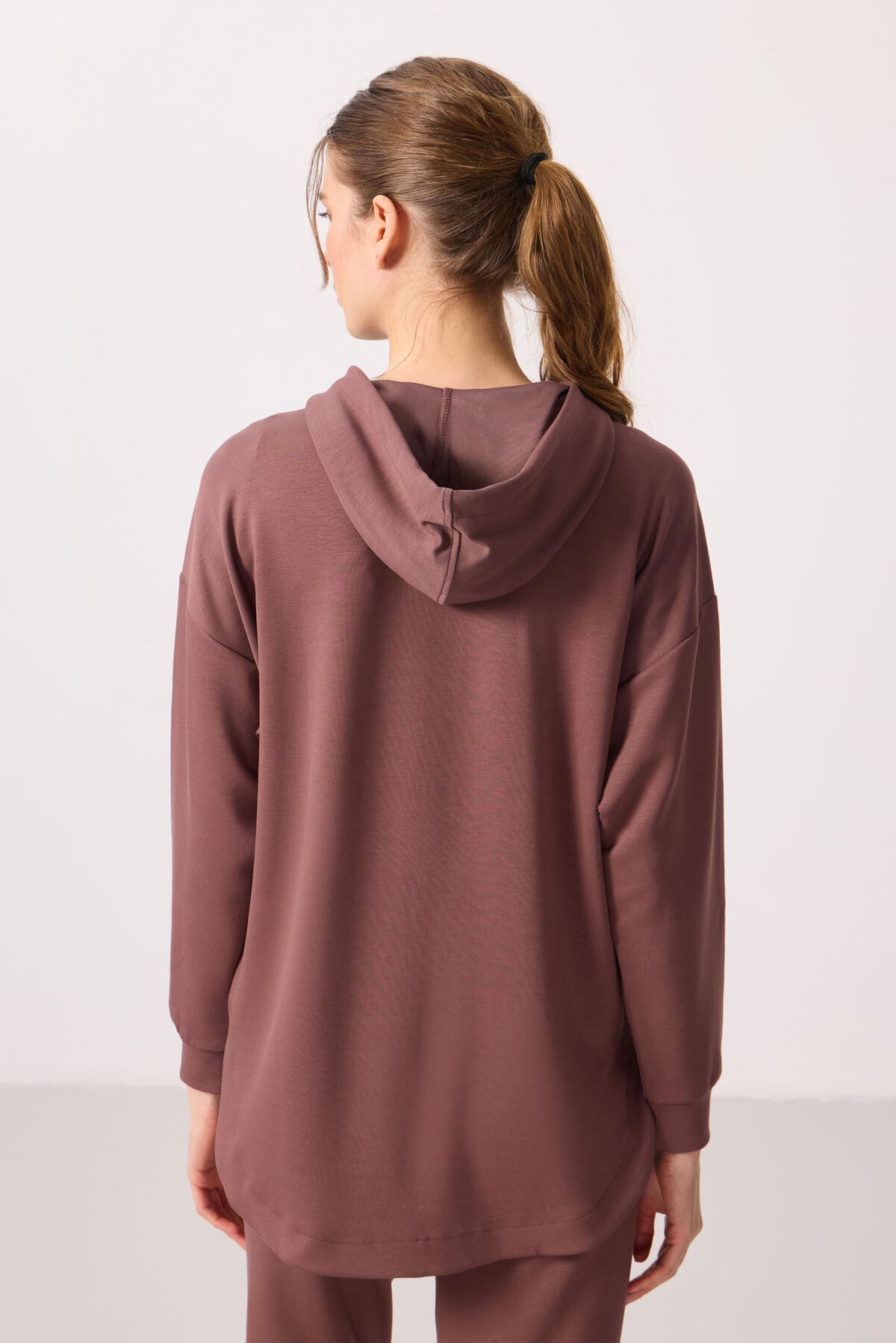 Brown Soft Textured Oversize Women's Hooded Tunic Sweatshirt - 97302