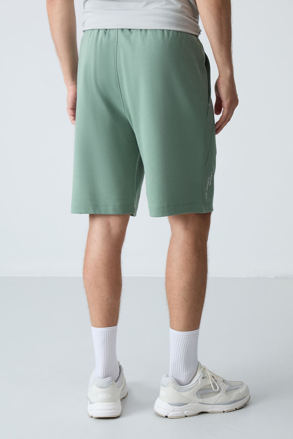 Light Green Cotton Thick Soft Textured Standard Fit Basic Men's Shorts - 81278