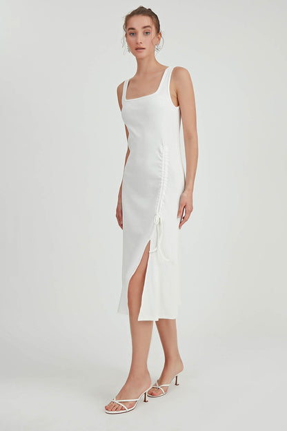 THICK STRAPPED CURVED DRESS WITH CURVED CURVE