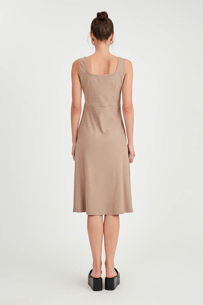 THICK STRAPPED CURVED DRESS WITH CURVED CURVE