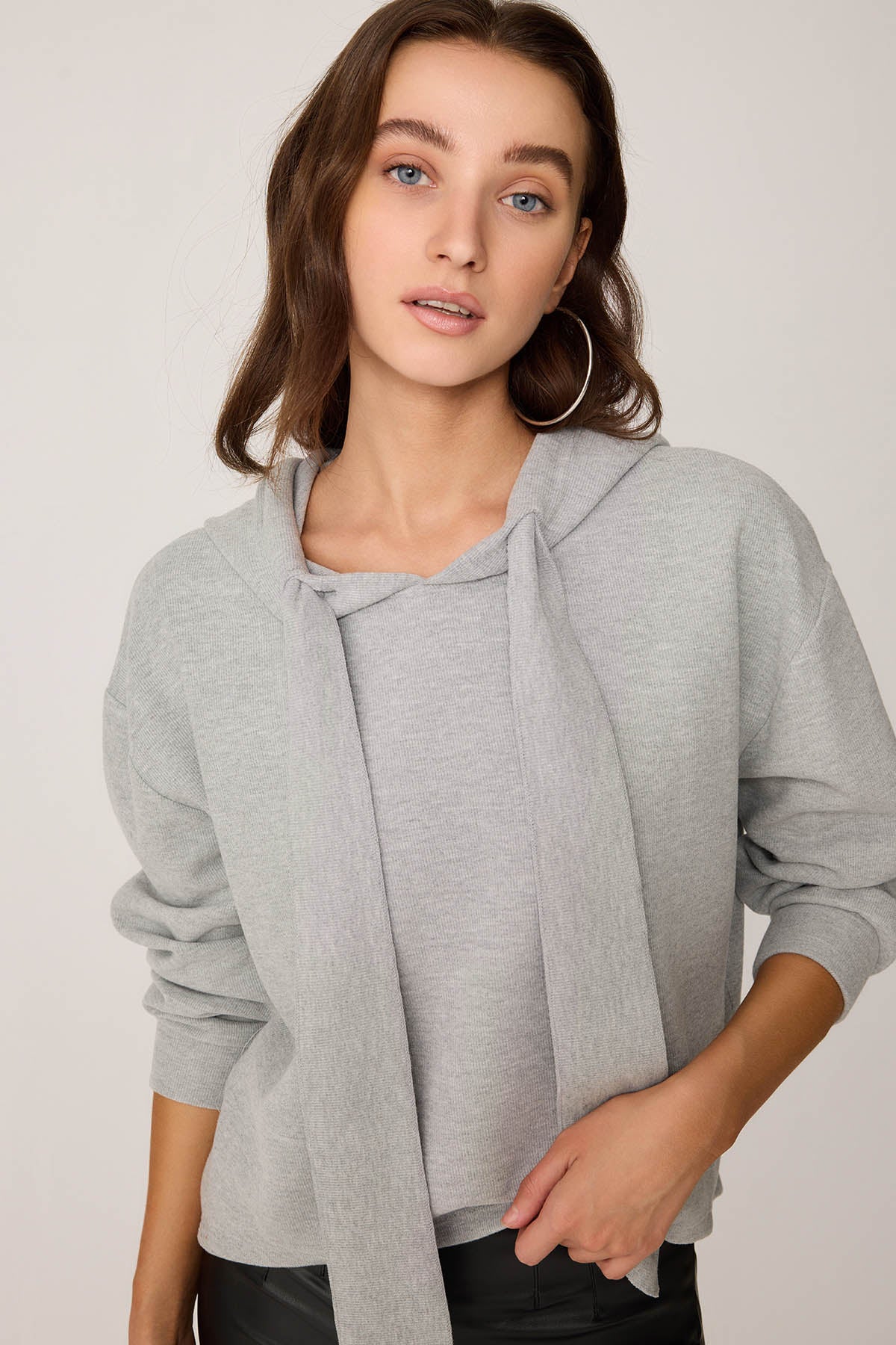 BOLD LACED HOODIE BLOUSE