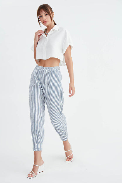 THICK STRIPED  CROP TROUSERS