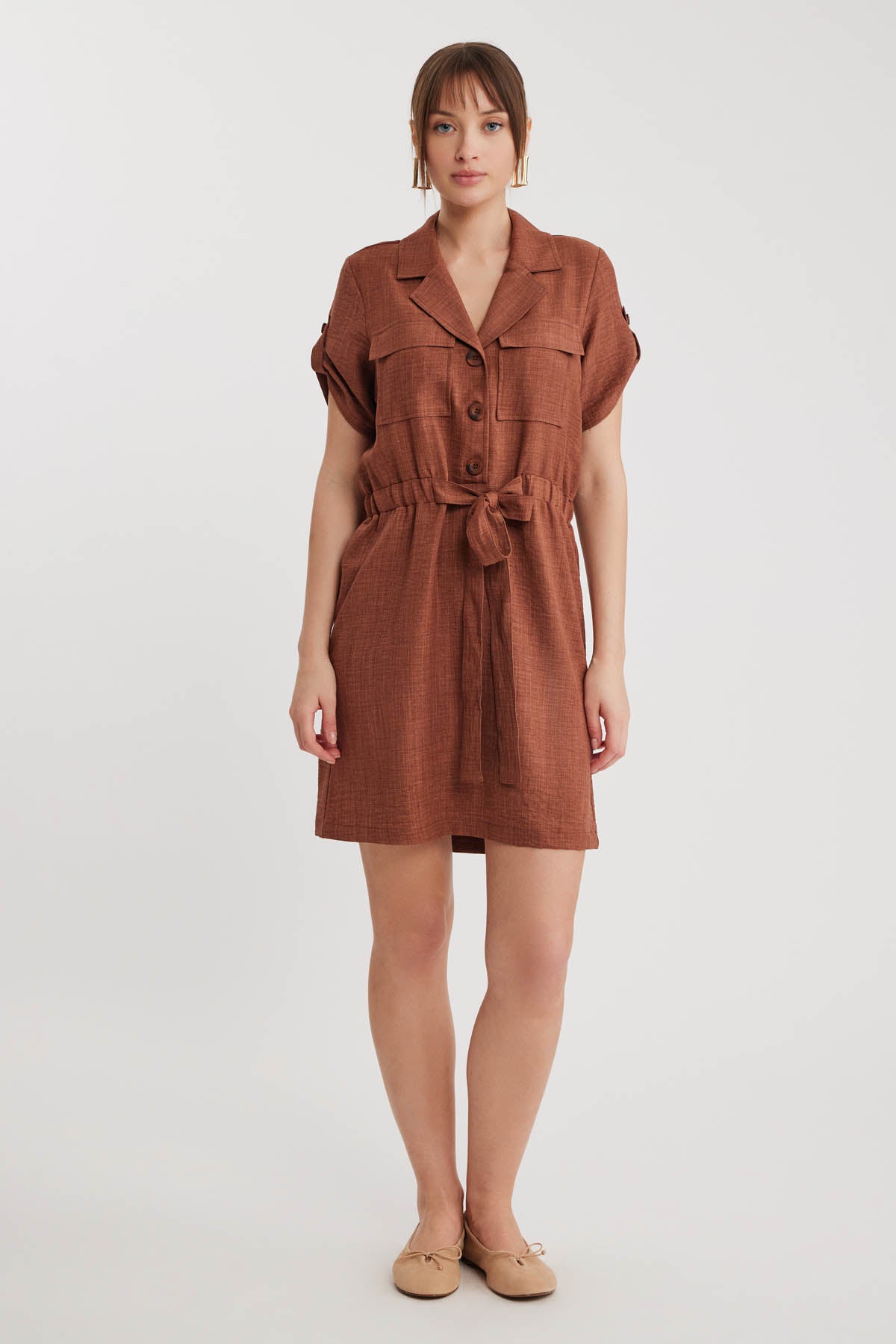 SHORT SLEEVE DRESS WITH COVER POCKET & WAIST TIE