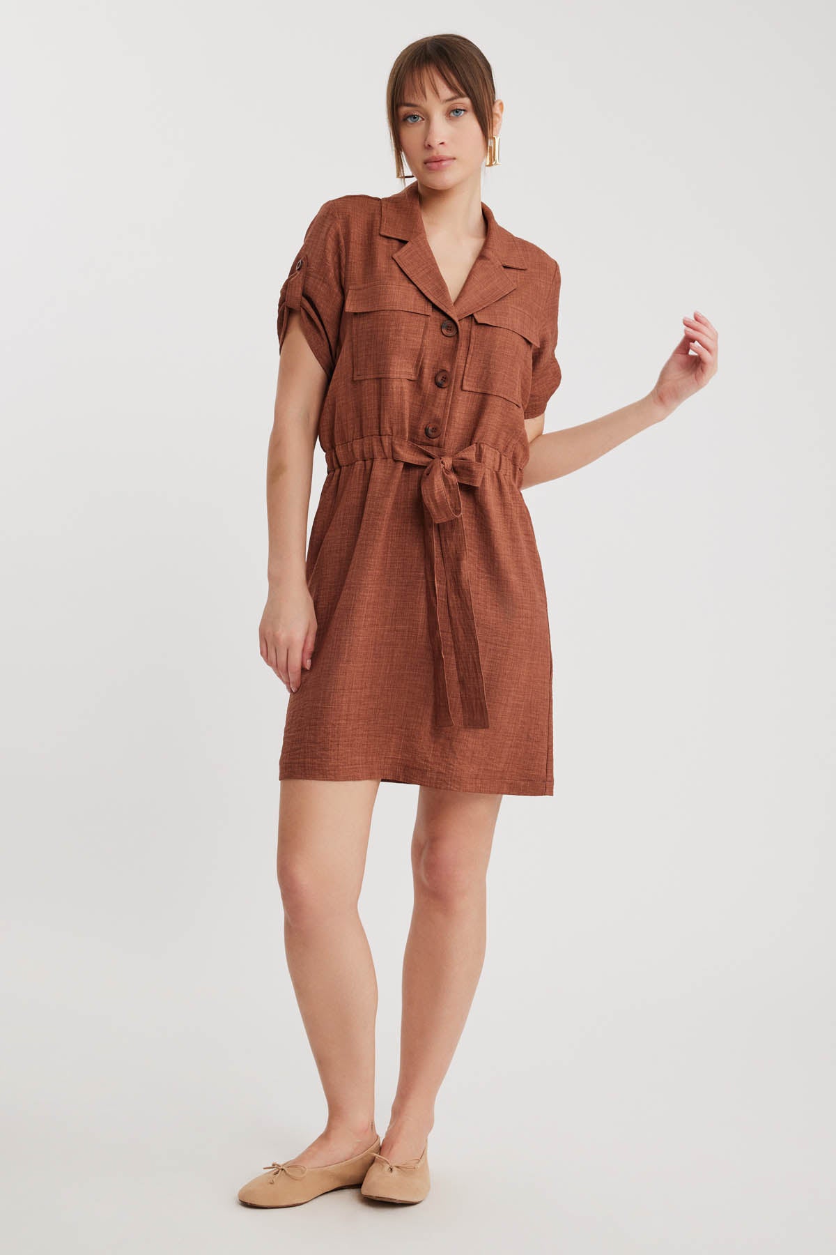 SHORT SLEEVE DRESS WITH COVER POCKET & WAIST TIE