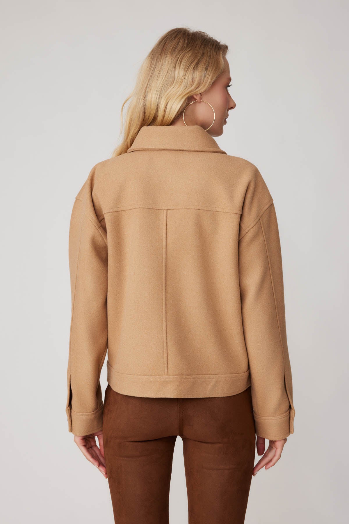 BOWL JACKET WITH COVER POCKET BUTTONS