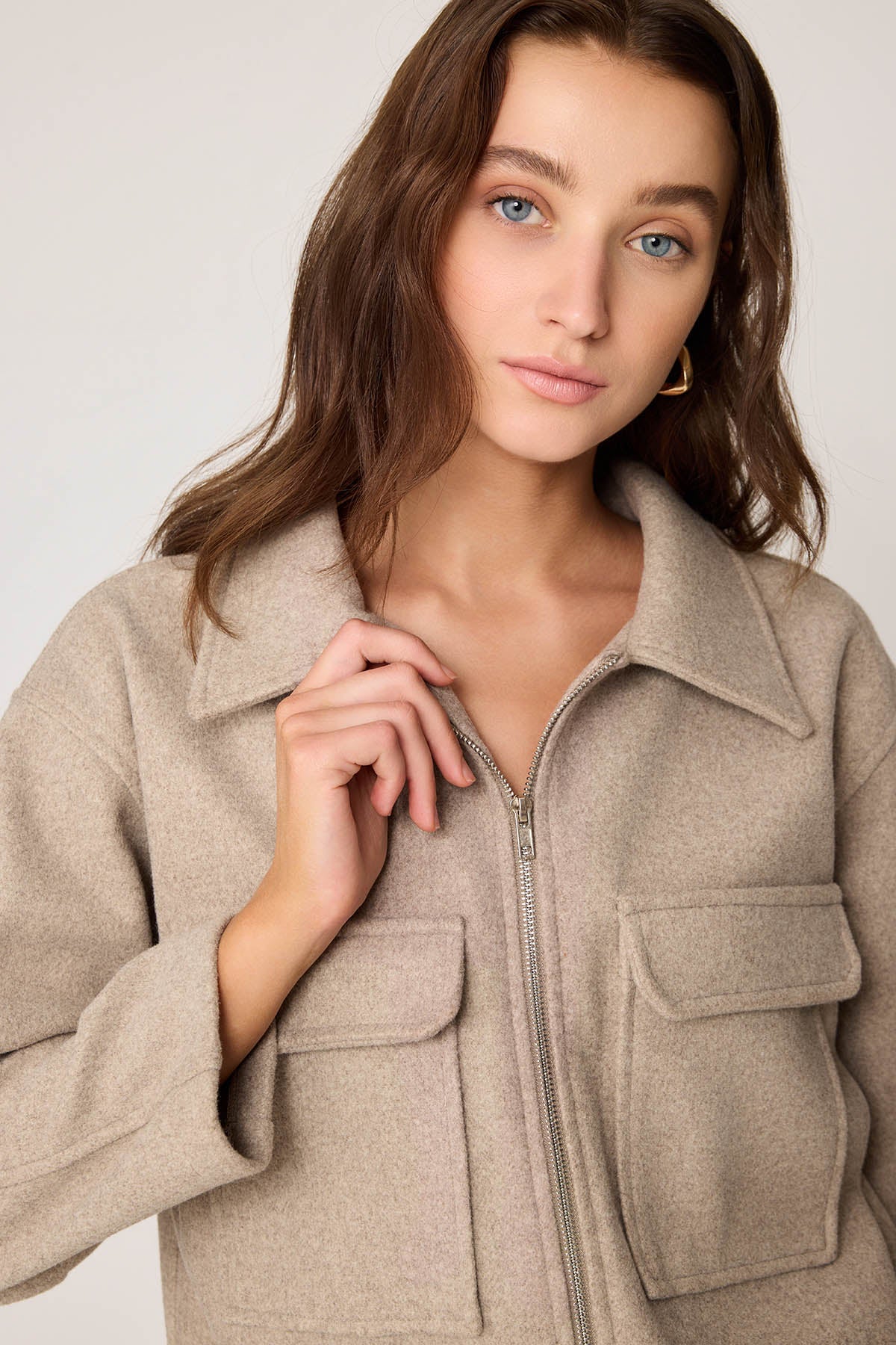 ZIPPERED POUCH JACKET WITH COVER POCKETS