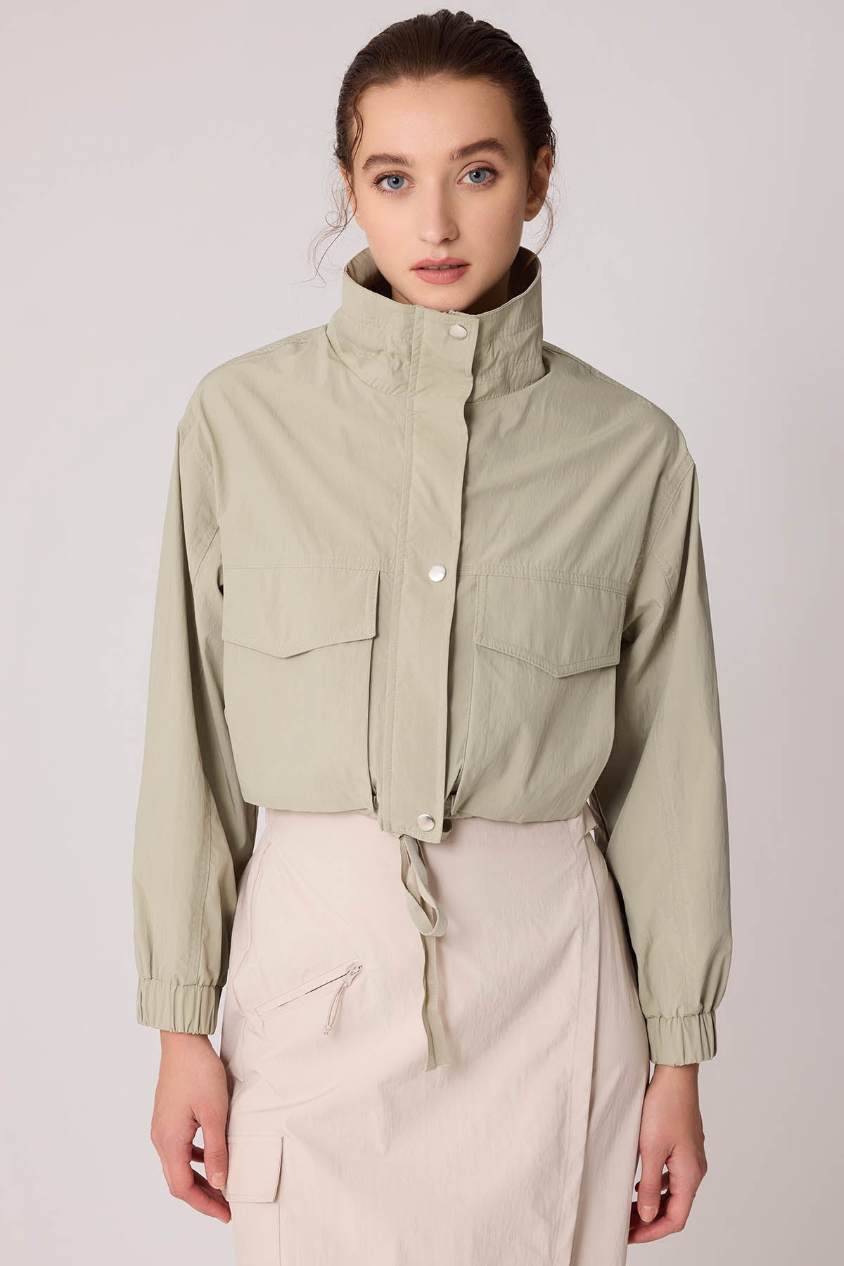 COVER POCKET PARACHUTE CLOTH CROP JACKET
