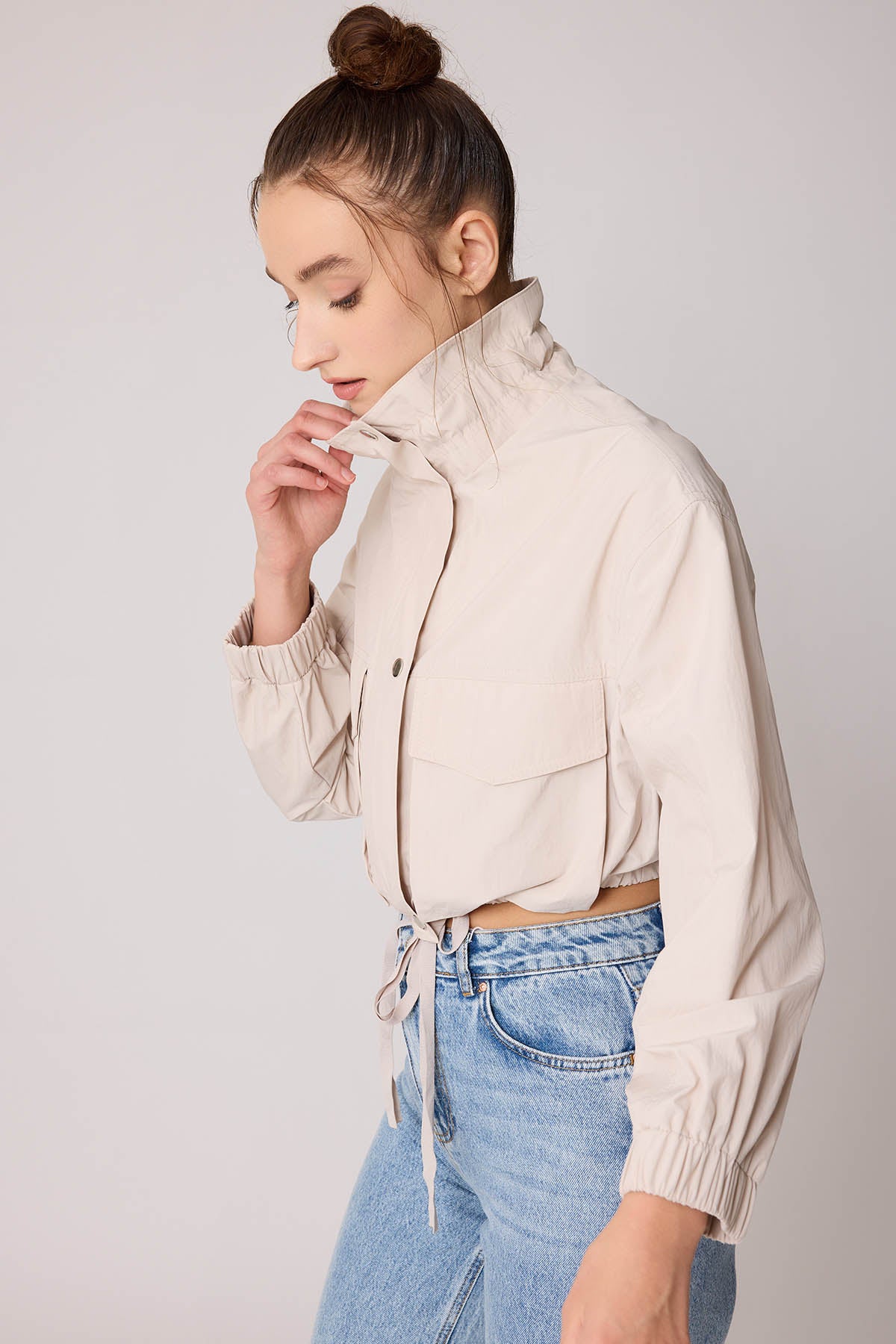 COVER POCKET PARACHUTE CLOTH CROP JACKET