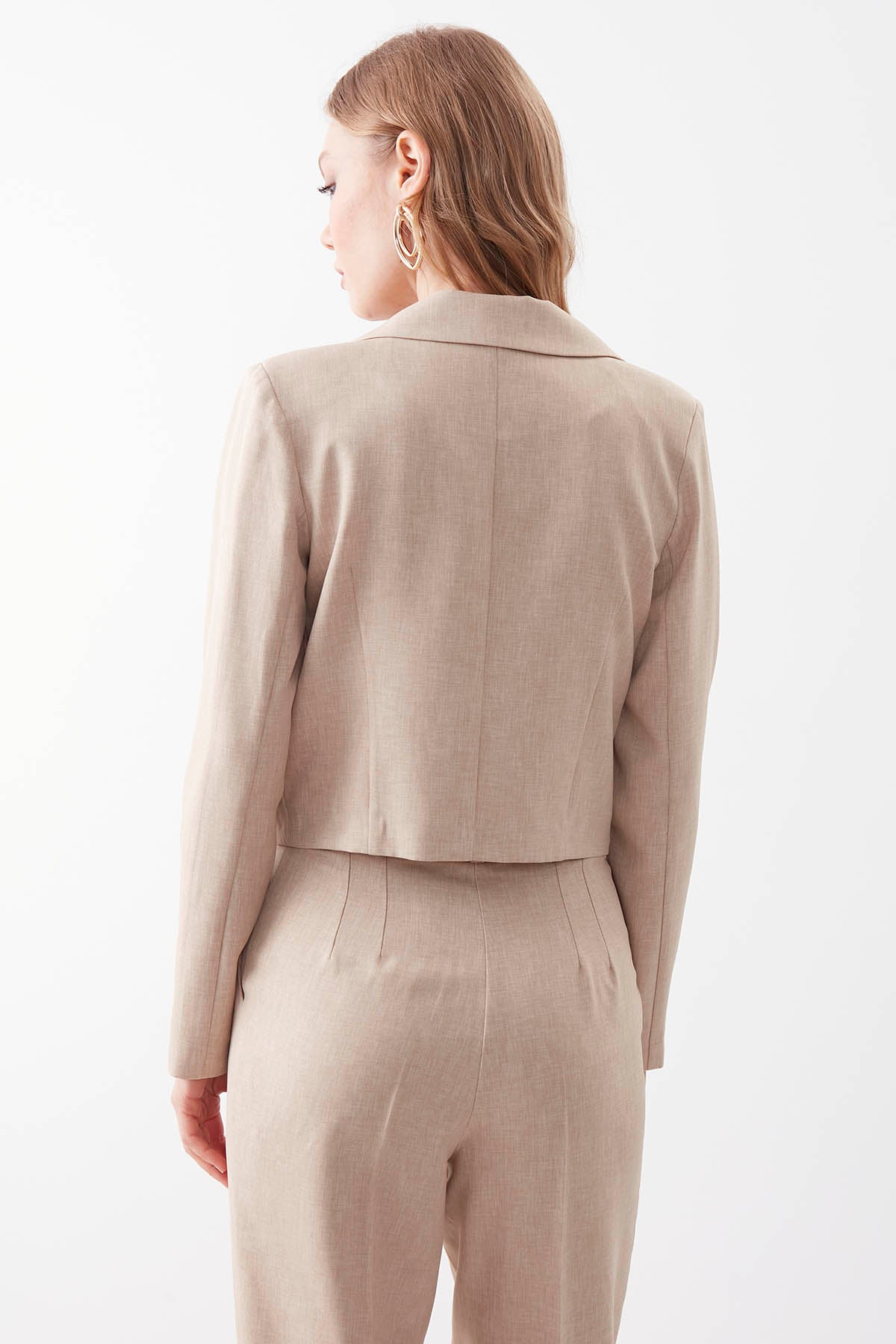 ONE BUTTON CROP JACKET WITH COVER POCKET