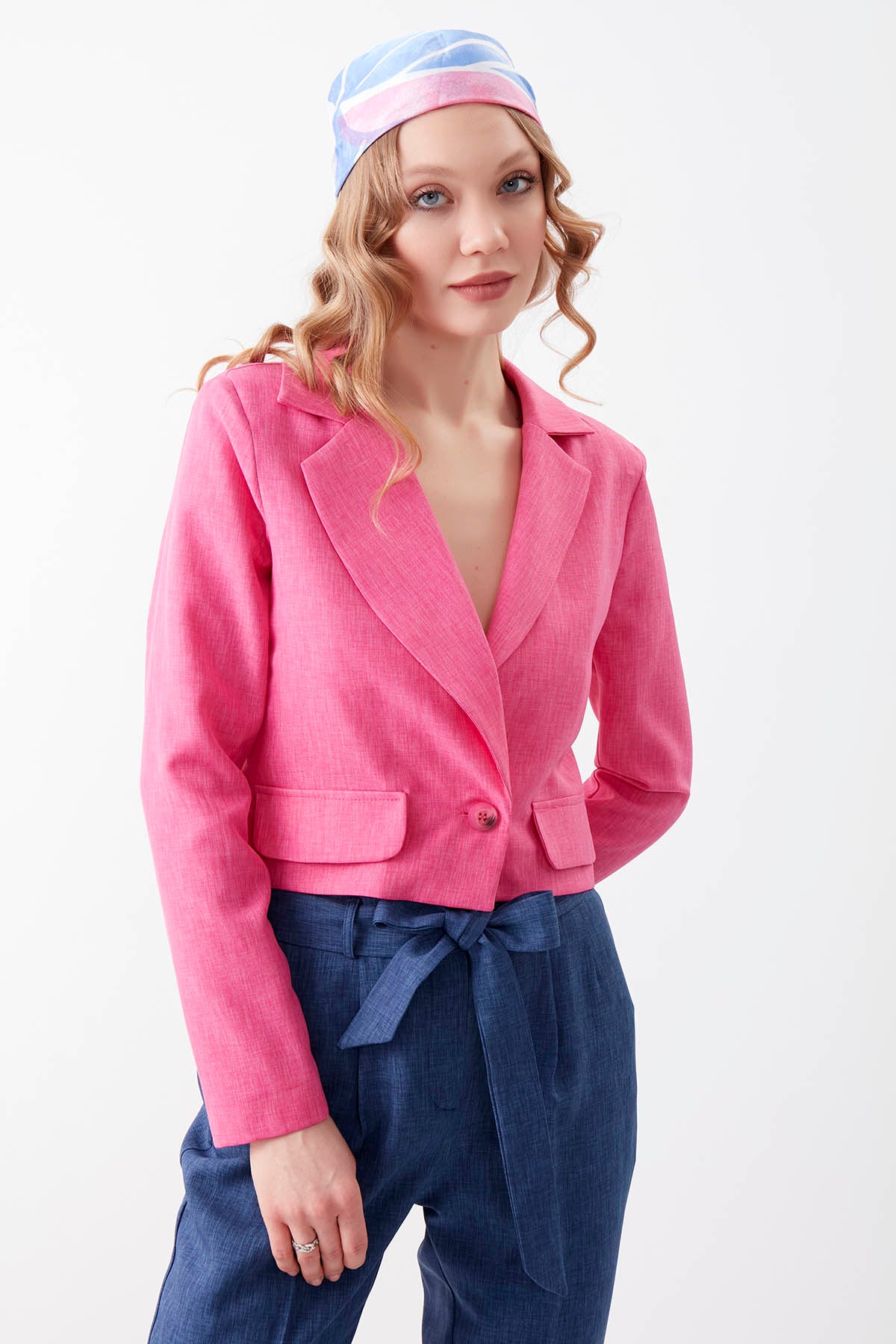 ONE BUTTON CROP JACKET WITH COVER POCKET