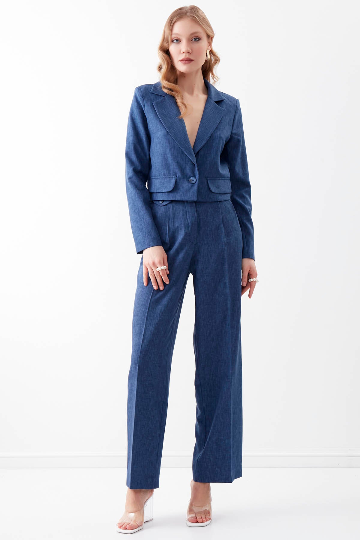 ONE BUTTON CROP JACKET WITH COVER POCKET