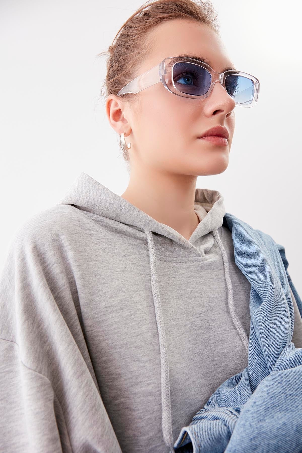 HOODED THREE-STRAND LOOSE SWEATSHIRT