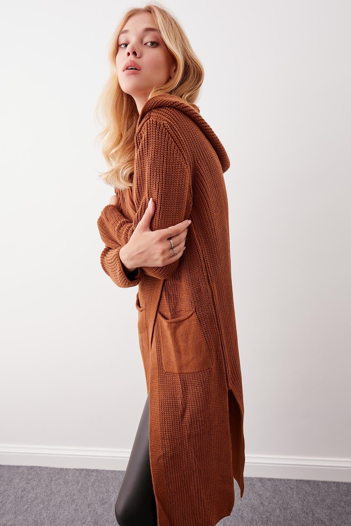 HOODED SIDES TALL KNITTED CARDIGAN WITH SPLIT