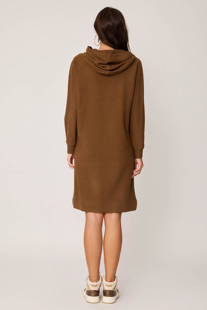 KNITTED DRESS WITH HOODED FRONT POCKET