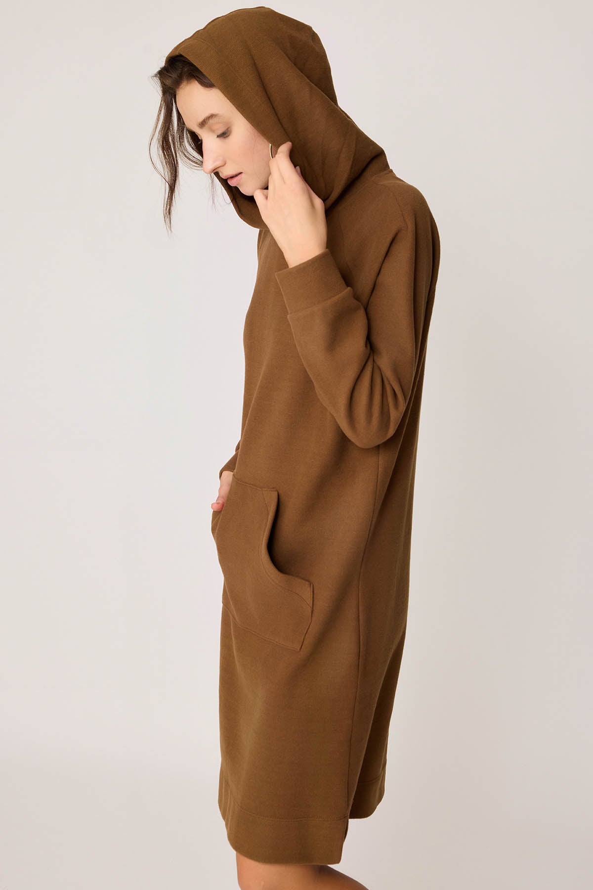 KNITTED DRESS WITH HOODED FRONT POCKET