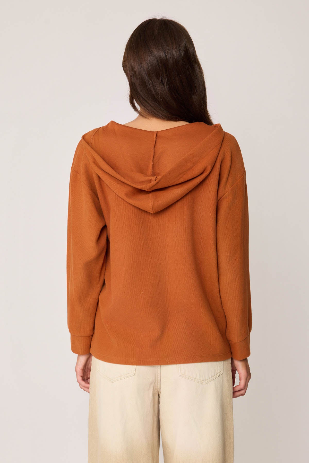 V COLLAR KNITTED SWEATSHIRT WITH HOODIES