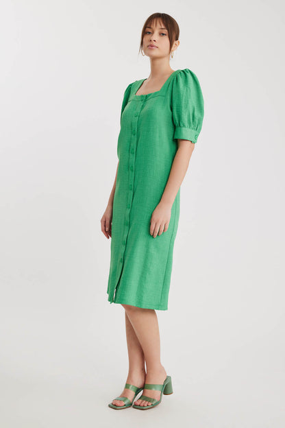 SHORT SLEEVE DRESS WITH SQUARE COLLAR FRONT BUTTON