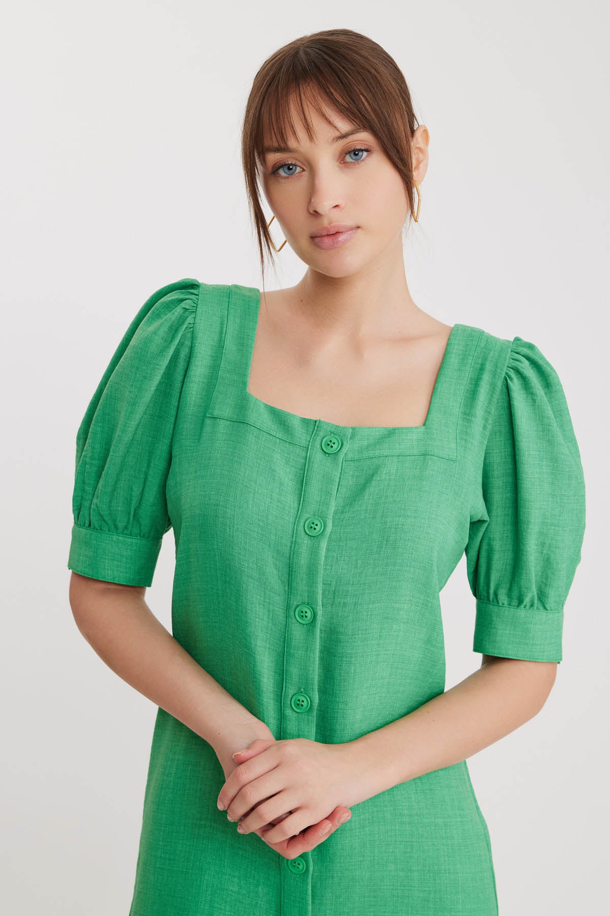 SHORT SLEEVE DRESS WITH SQUARE COLLAR FRONT BUTTON