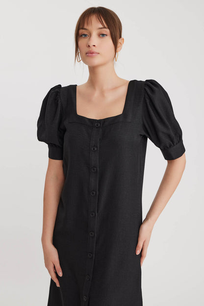 SHORT SLEEVE DRESS WITH SQUARE COLLAR FRONT BUTTON