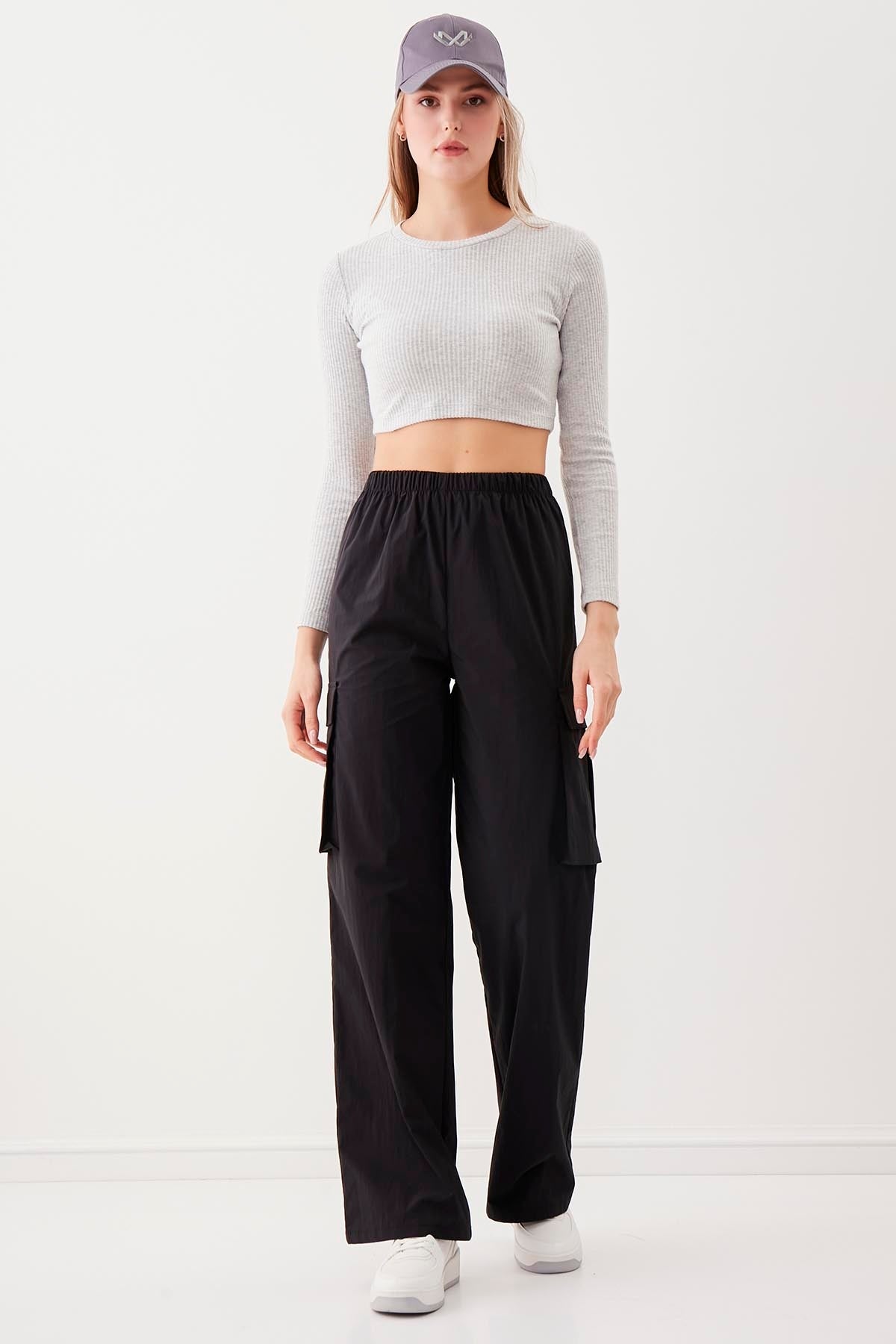CARGO POCKET TROUSERS