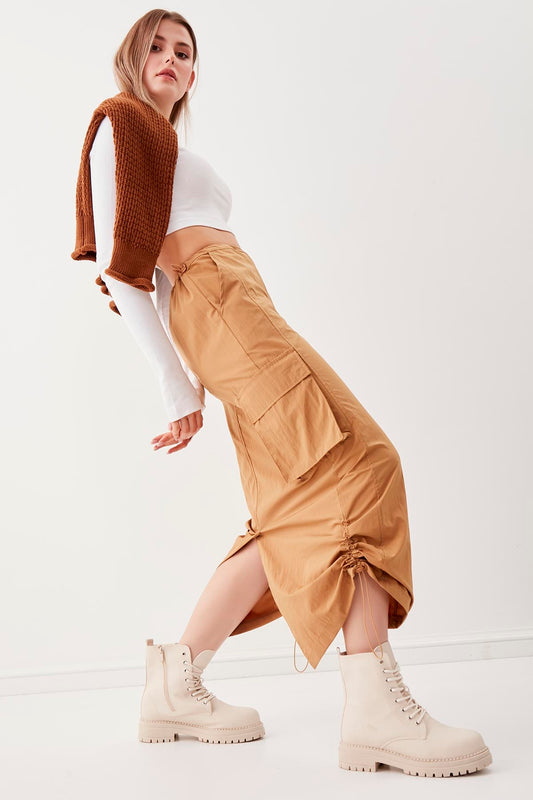 CARGO POCKET PARACHUTE FABRIC SKIRT WITH ELASTANE WAIST