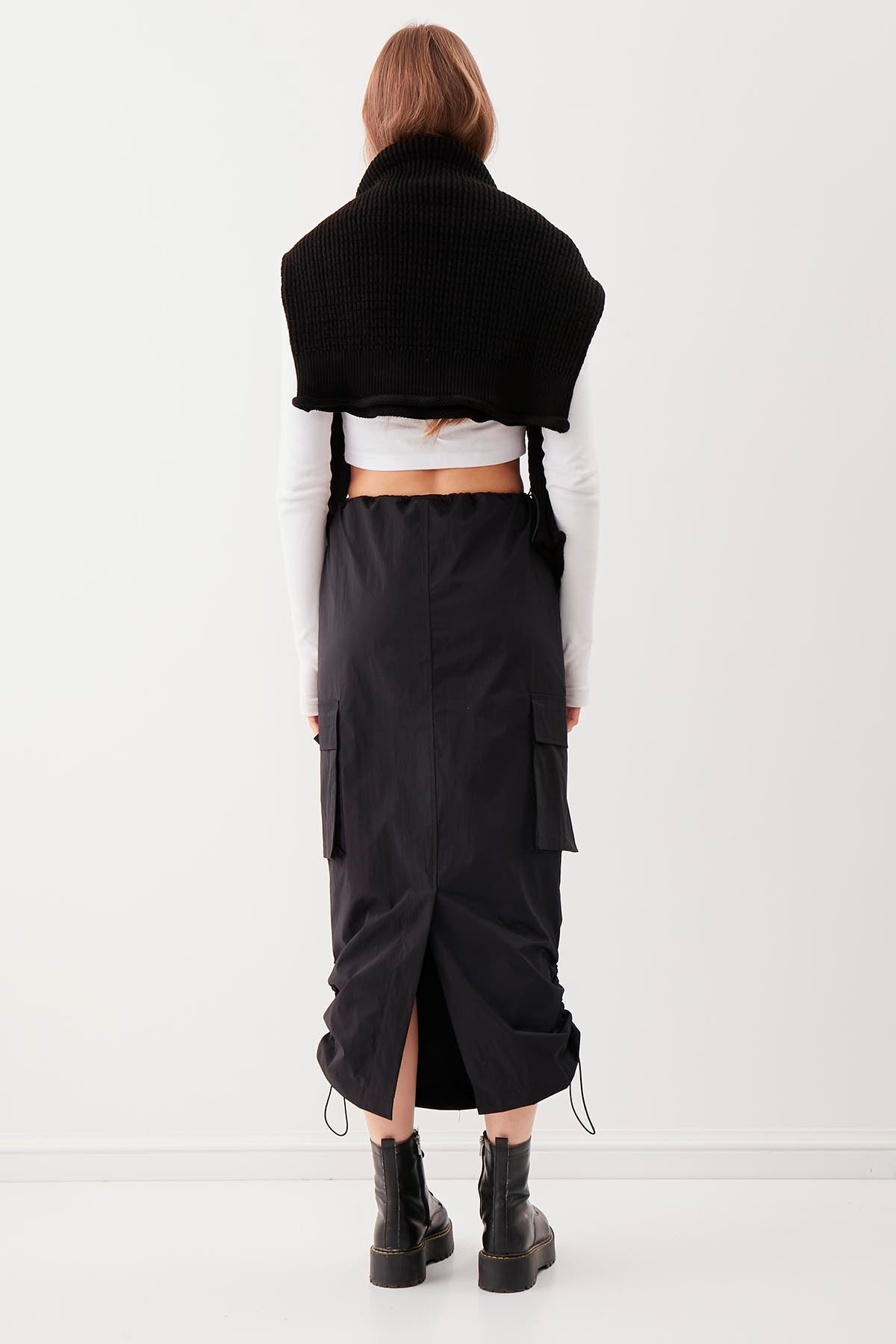 CARGO POCKET PARACHUTE FABRIC SKIRT WITH ELASTANE WAIST