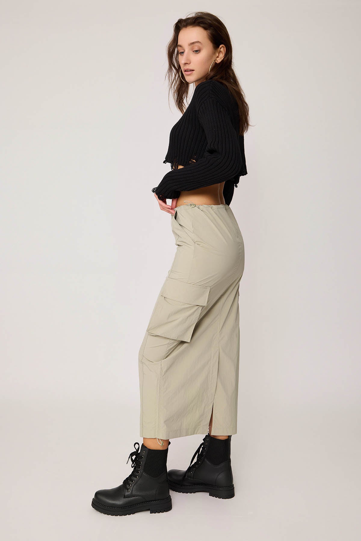 CARGO POCKET PARACHUTE FABRIC SKIRT WITH ELASTANE WAIST