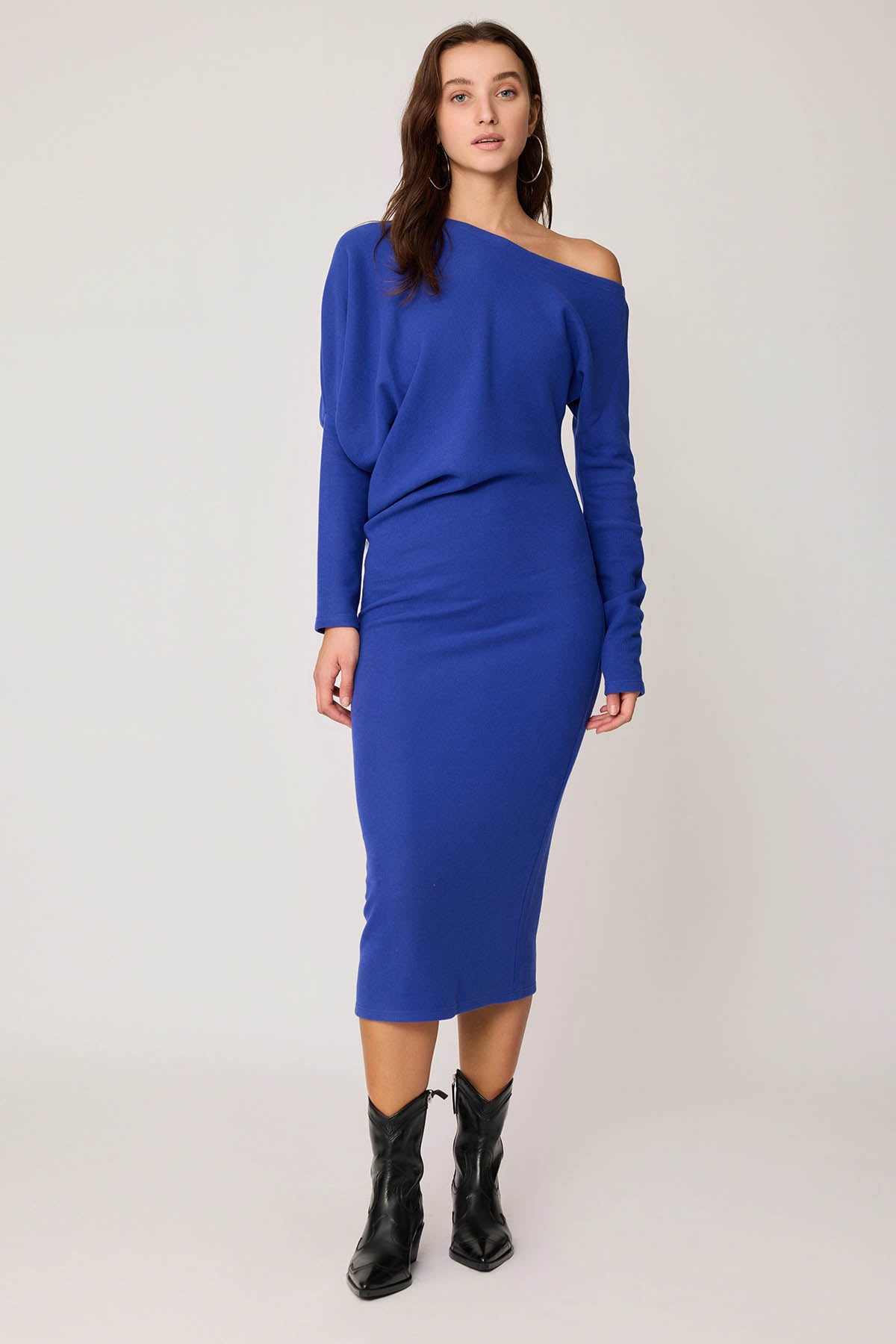 BOATHOUSE COLLAR ASYMMETRIC CUT DRESS