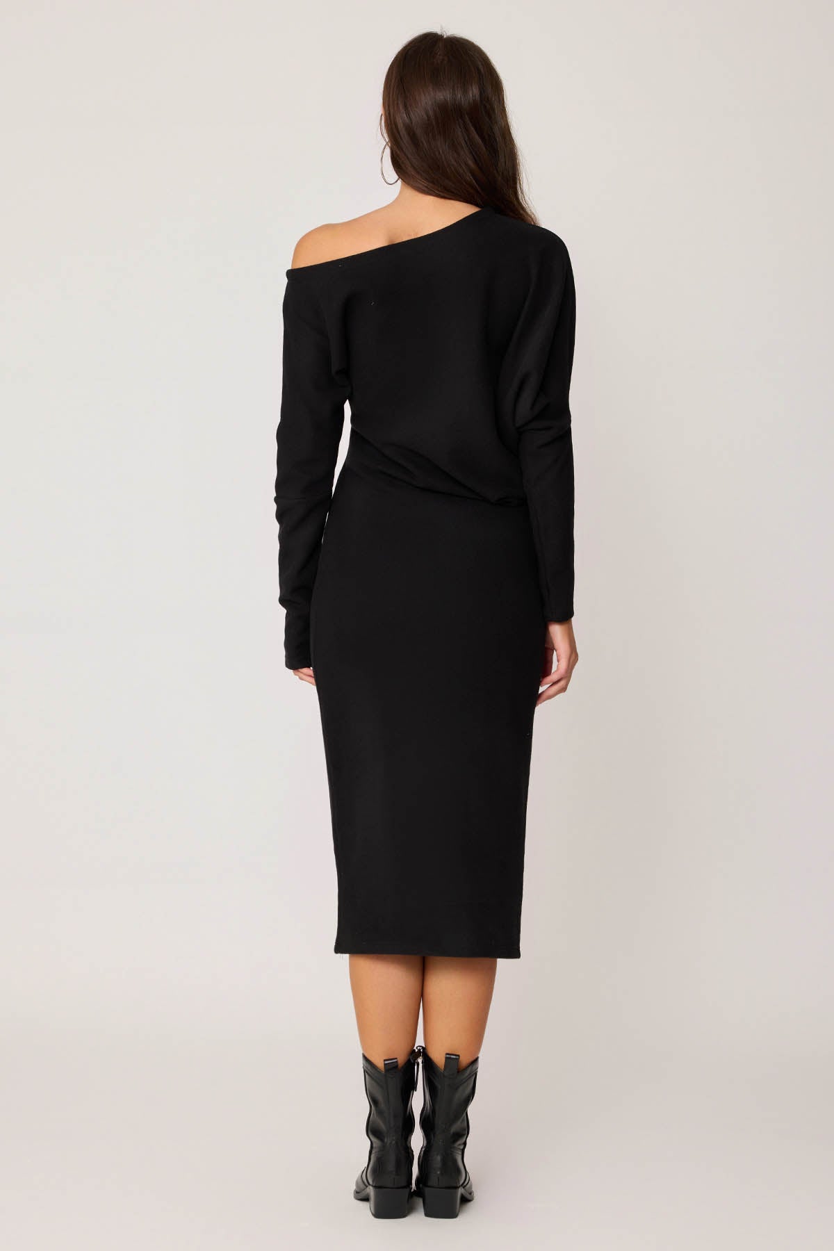 BOATHOUSE COLLAR ASYMMETRIC CUT DRESS