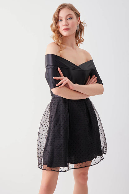 ELEGANT BOAT COLLAR DRESS
