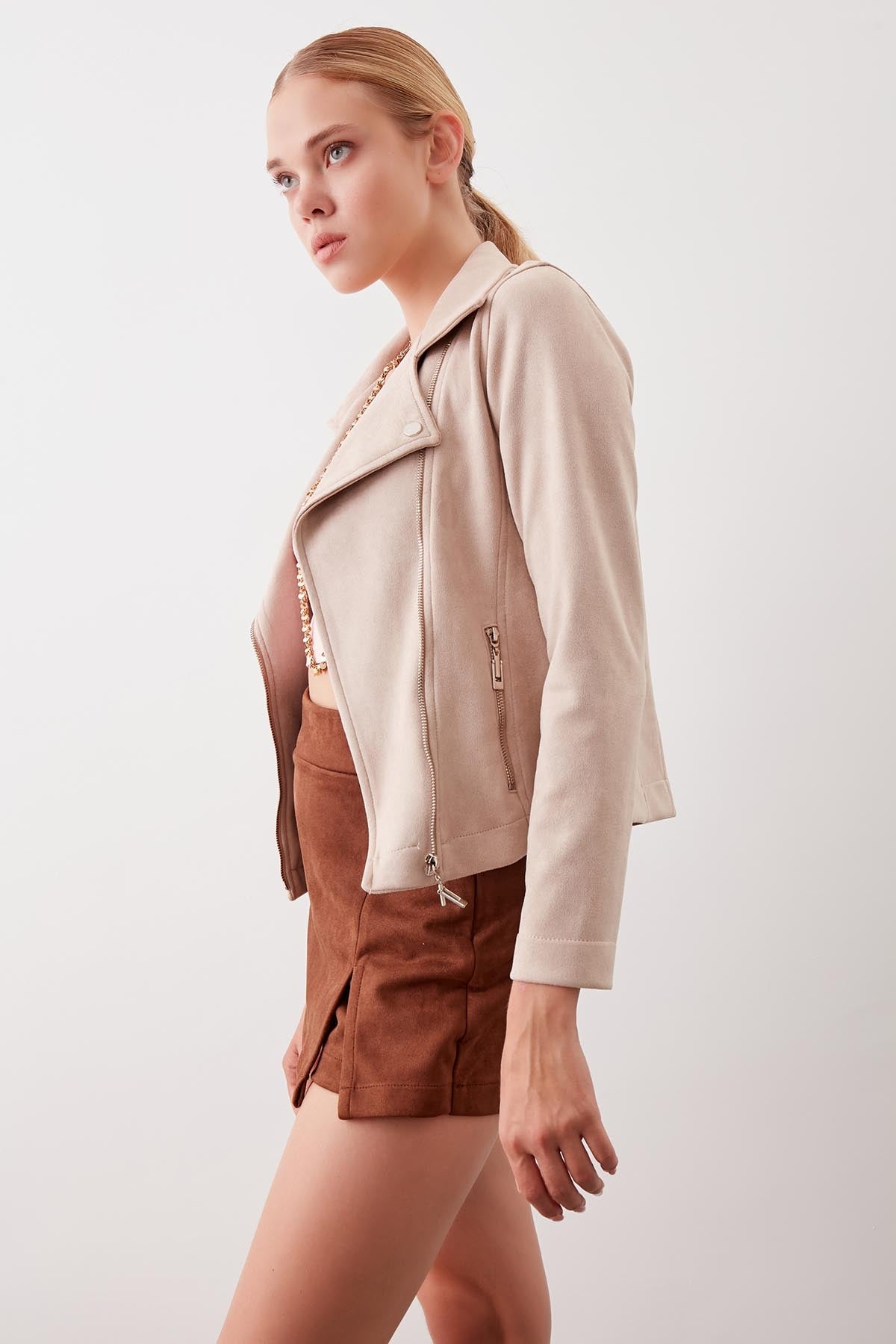BUTTERFLY COLLAR ARTIFICIAL SUEDE BIKER JACKET