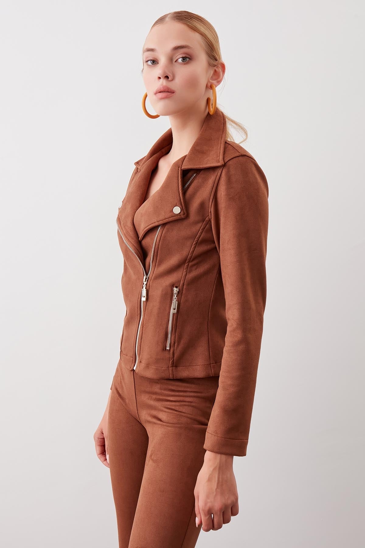 BUTTERFLY COLLAR ARTIFICIAL SUEDE BIKER JACKET