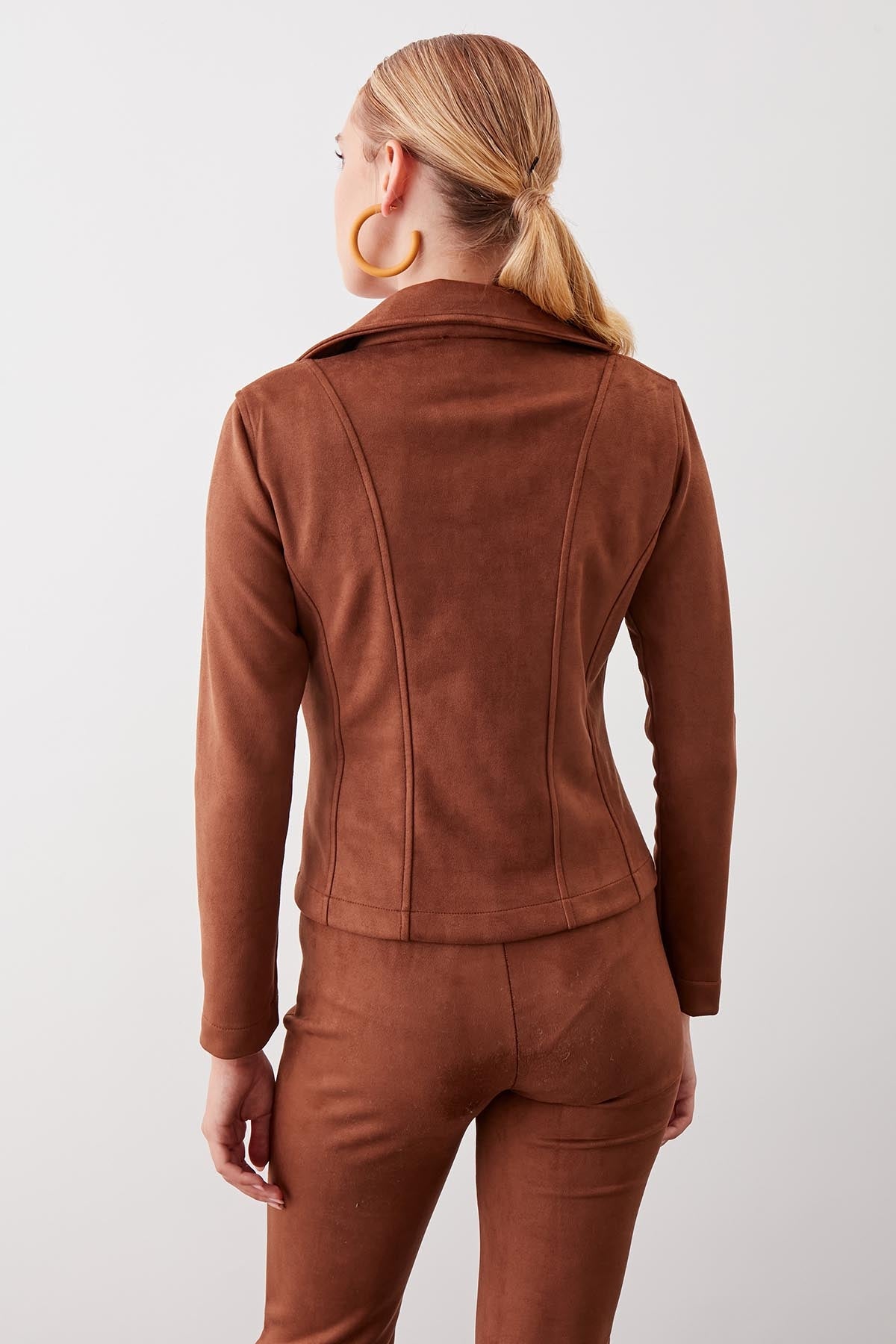 BUTTERFLY COLLAR ARTIFICIAL SUEDE BIKER JACKET