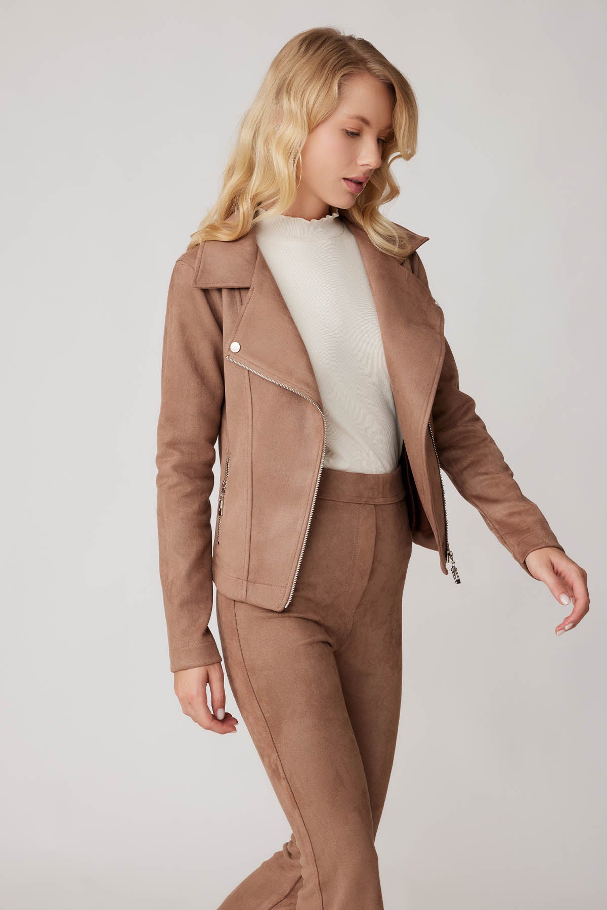 BUTTERFLY COLLAR ARTIFICIAL SUEDE BIKER JACKET