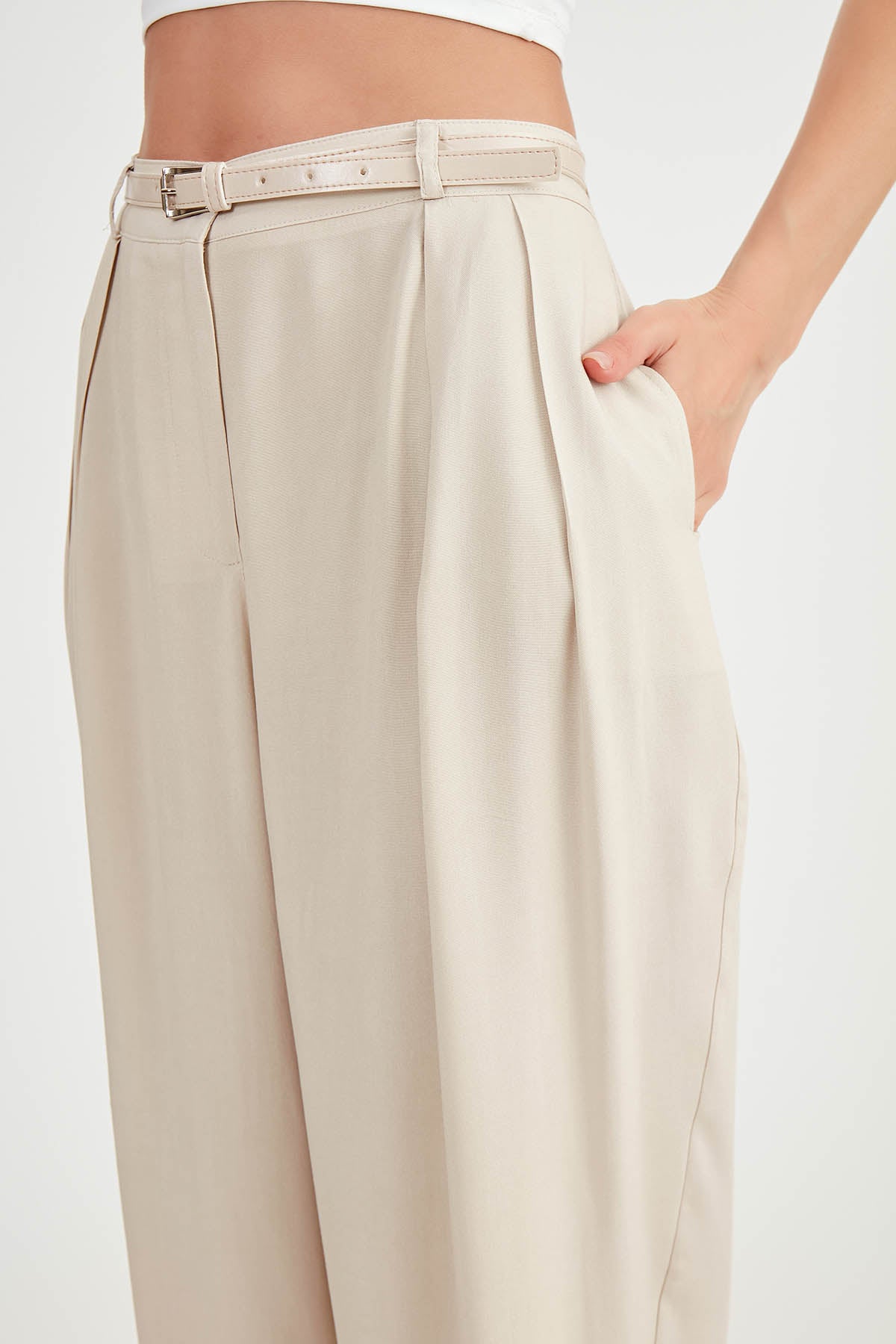 BELTED SMART TROUSERS