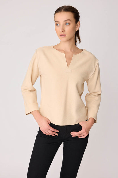CUT V-COLLAR REVERSE-STITCH BLOUSE