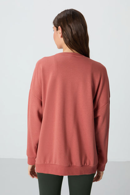 Compact Cotton Thick Smooth Textured O Collar Oversize Fit Women's Sweatshirt - 97288