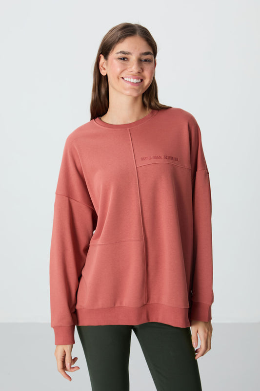 Compact Cotton Thick Smooth Textured O Collar Oversize Fit Women's Sweatshirt - 97288
