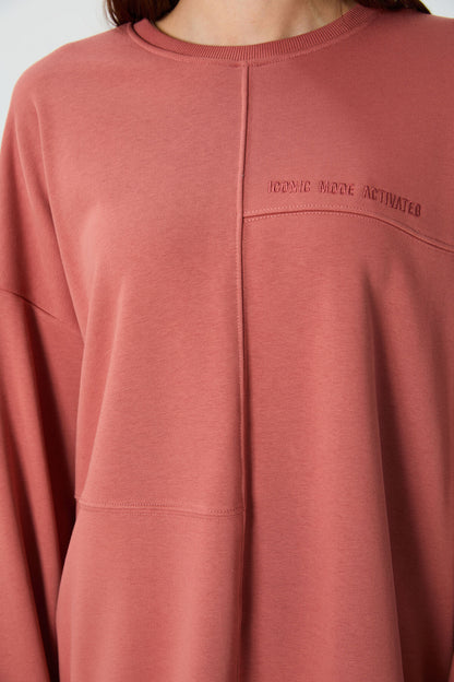 Compact Cotton Thick Smooth Textured O Collar Oversize Fit Women's Sweatshirt - 97288