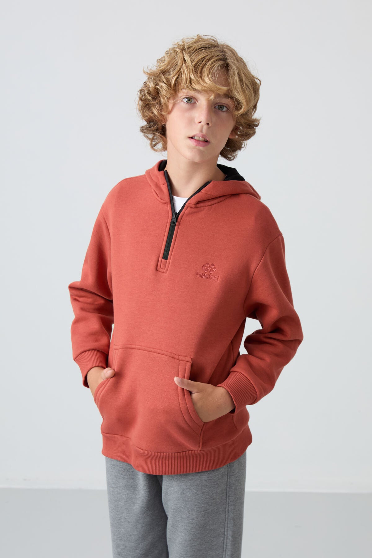 Cotton Thick Fleece-Lined Soft Textured Standard Fit Embroidered Boys' Sweatshirt - 11244