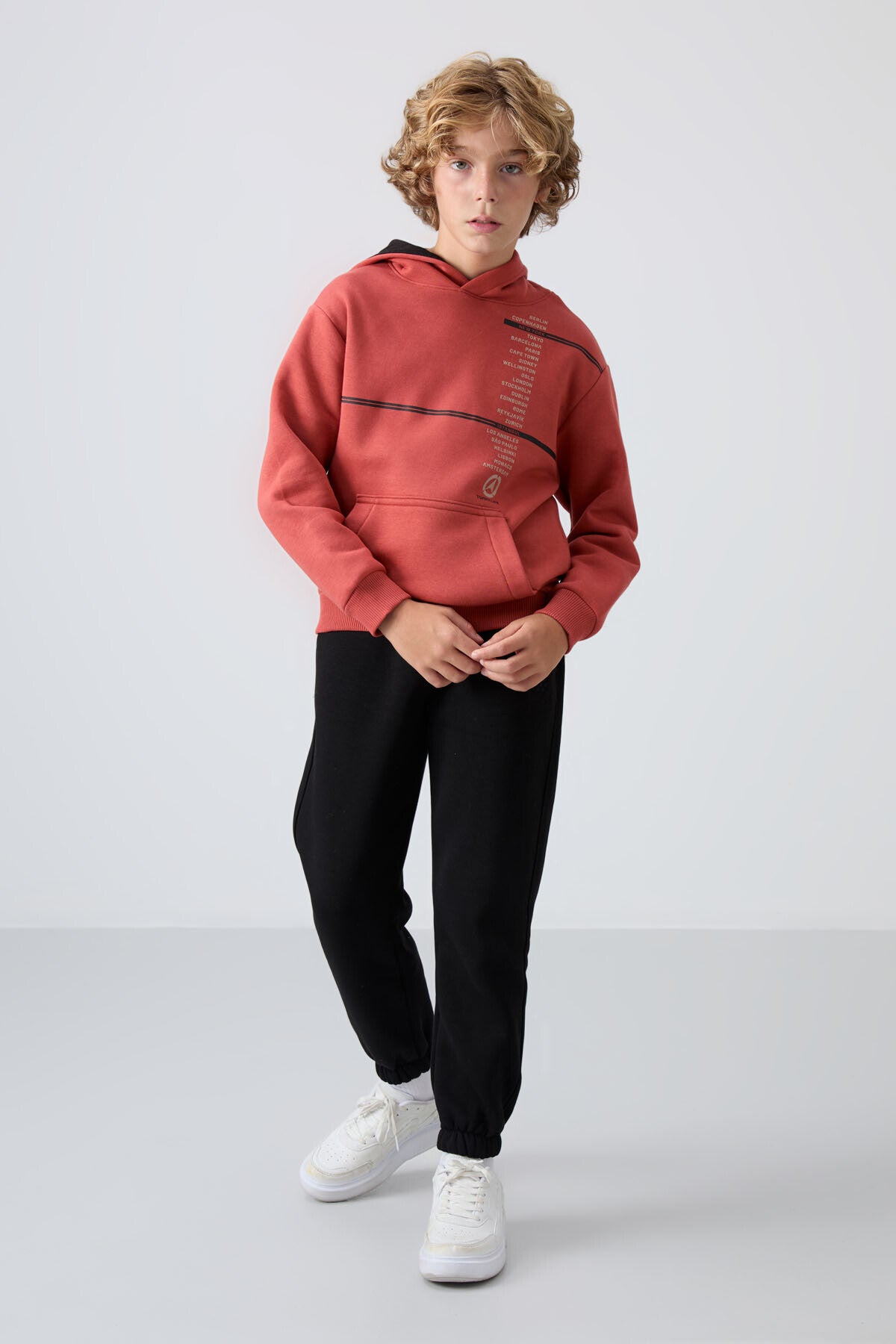Cotton Thick Fleece-Lined Soft Textured Standard Fit Printed Boys' Sweatshirt - 11239